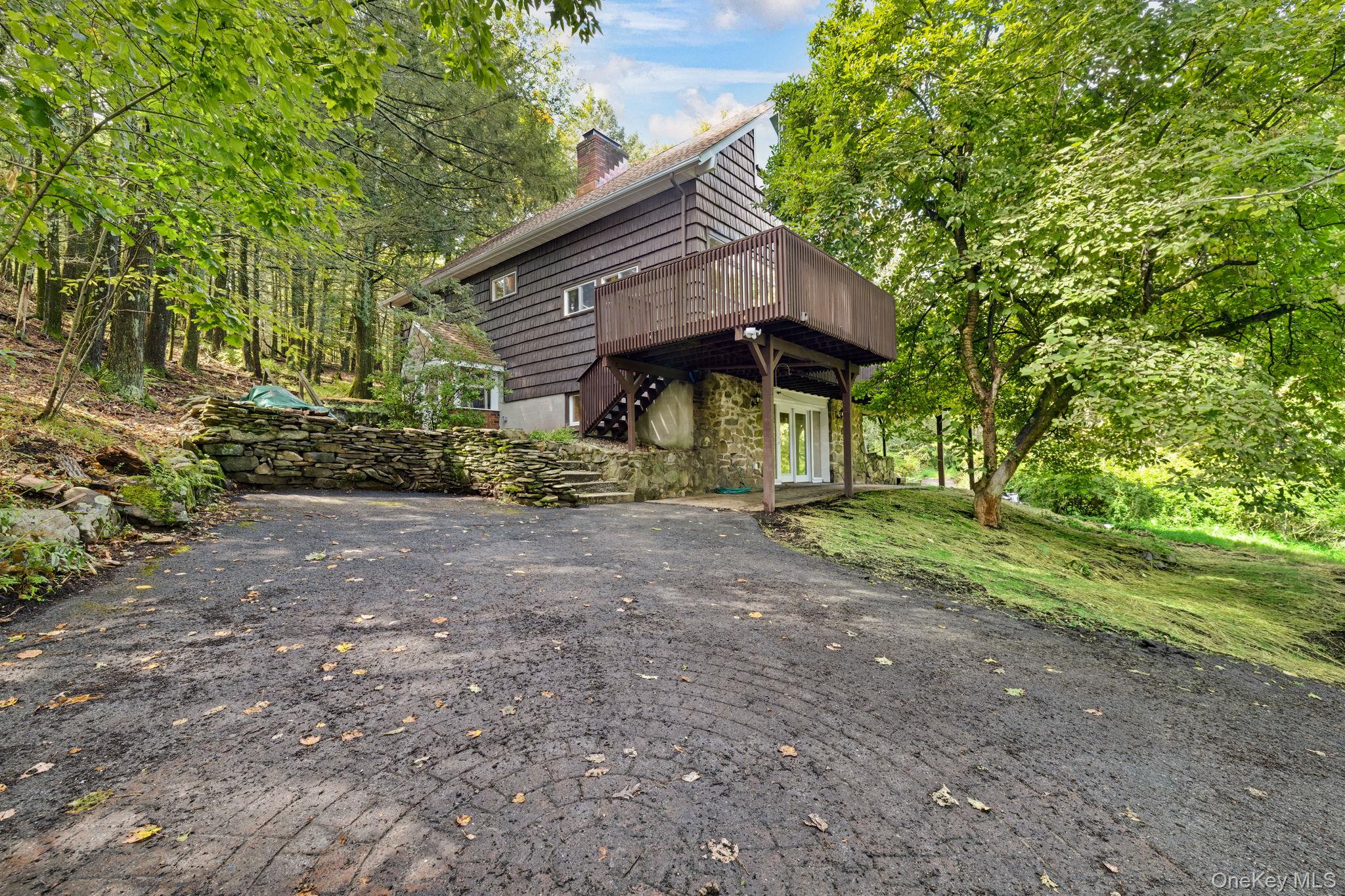 53 W Corbett Road, Montgomery, NY 12549