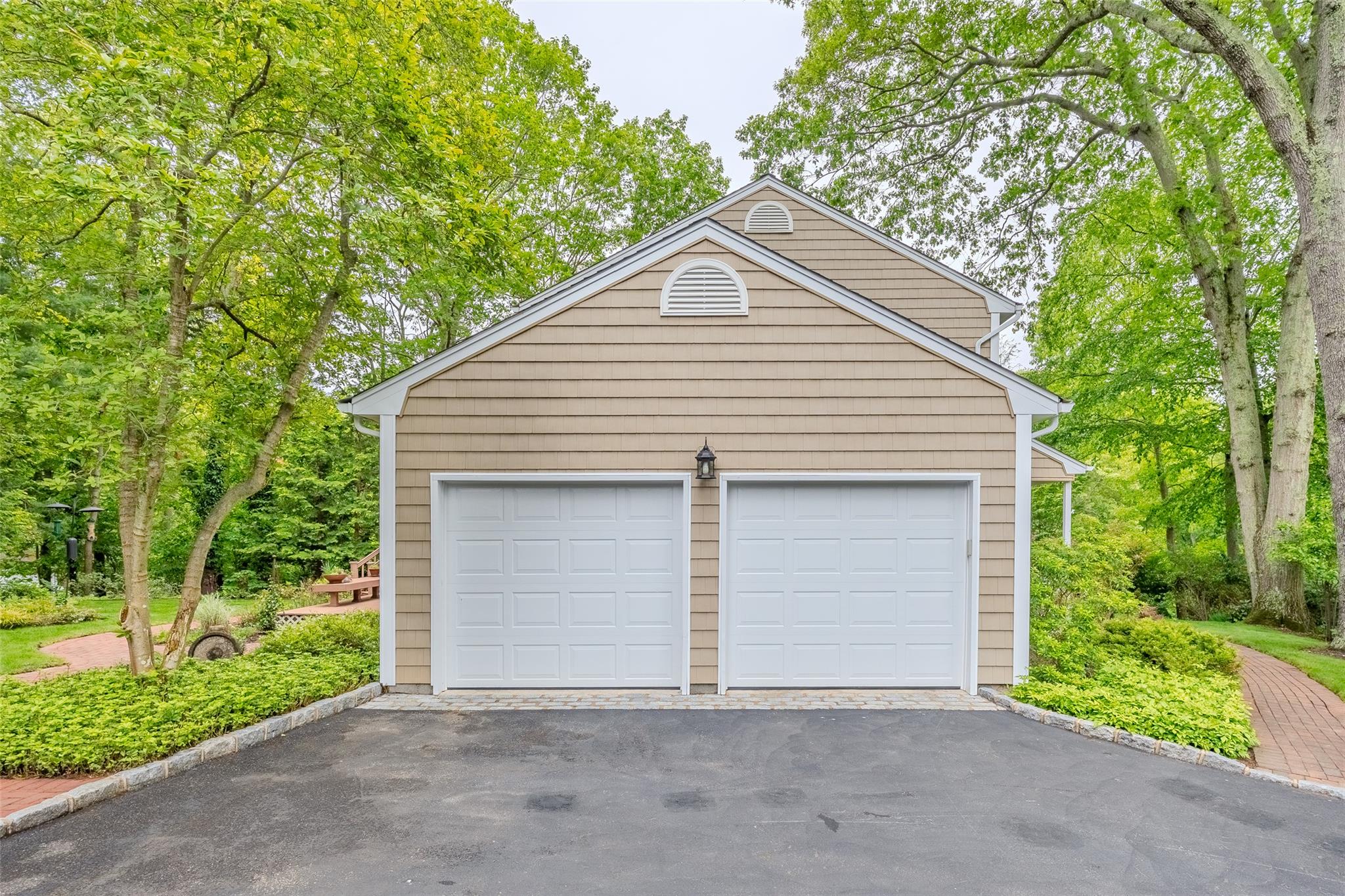 12 Nadworny Lane, Stony Brook, NY 11790