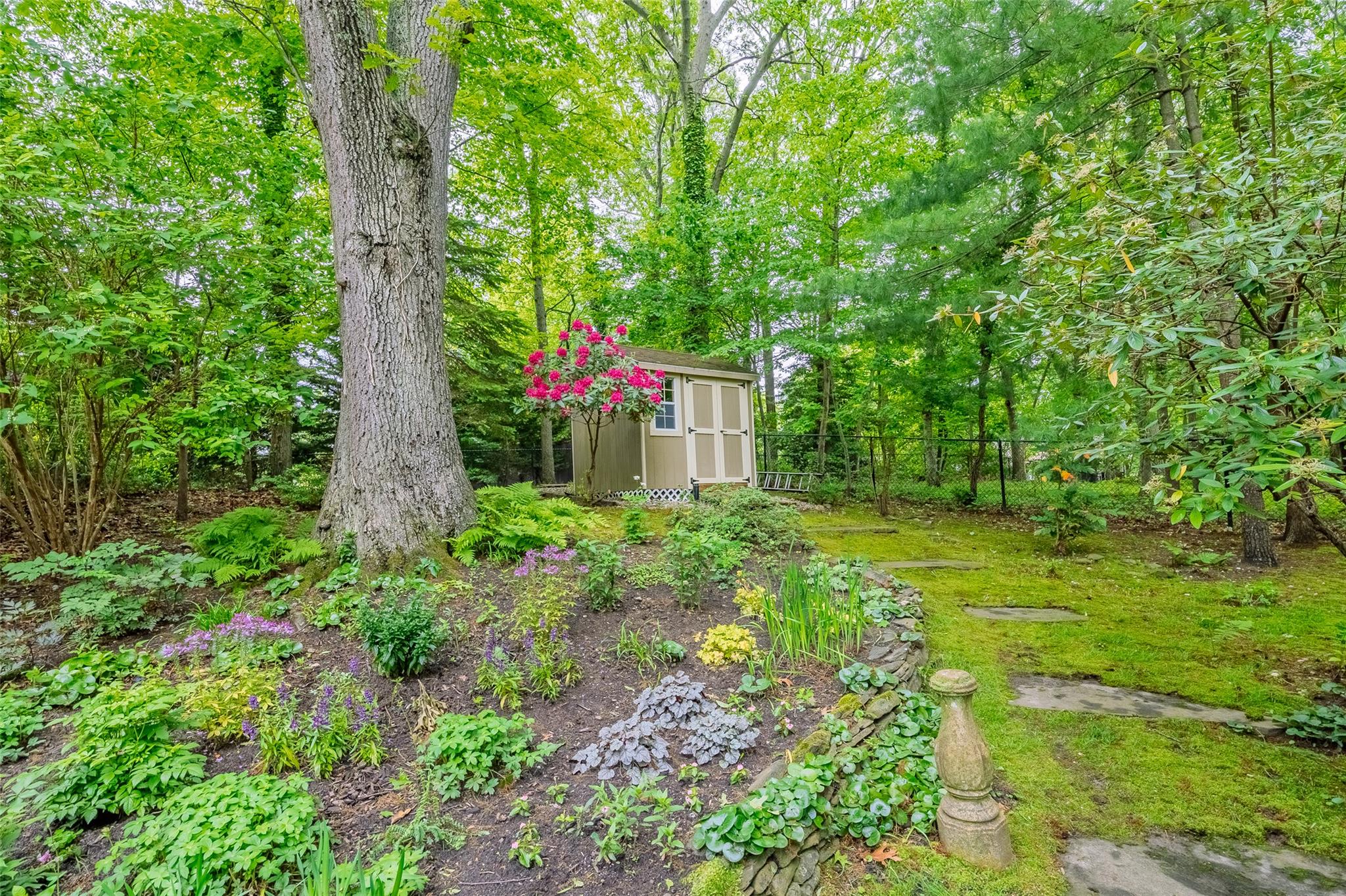 12 Nadworny Lane, Stony Brook, NY 11790