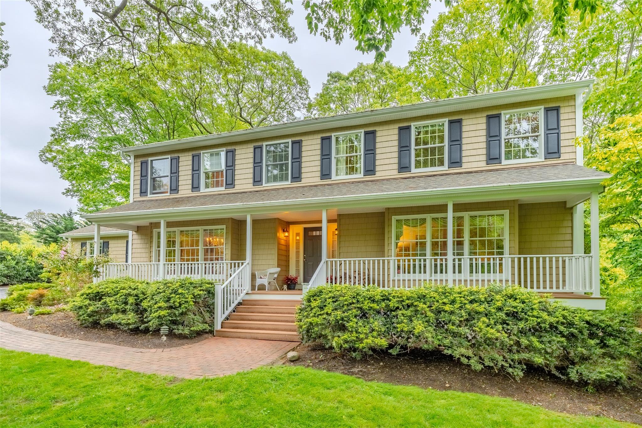 12 Nadworny Lane, Stony Brook, NY 11790
