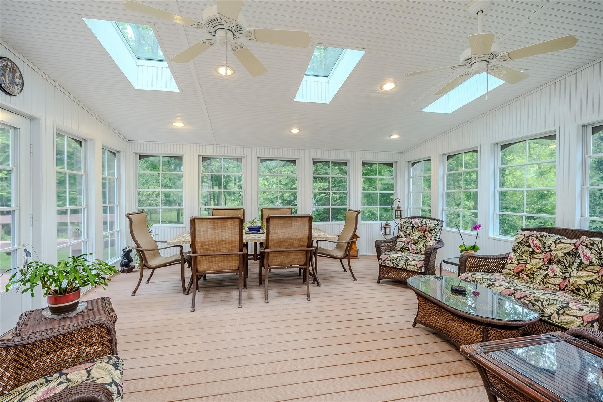 12 Nadworny Lane, Stony Brook, NY 11790