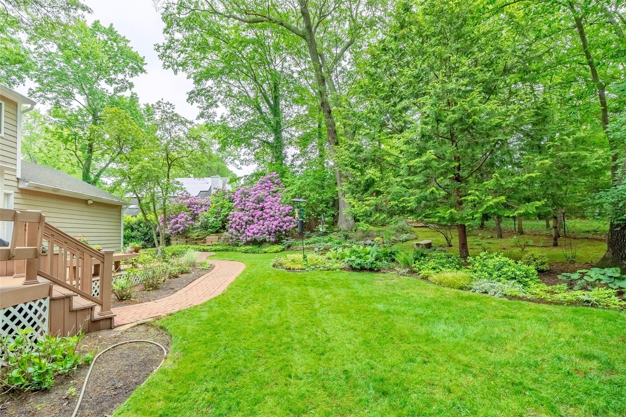 12 Nadworny Lane, Stony Brook, NY 11790