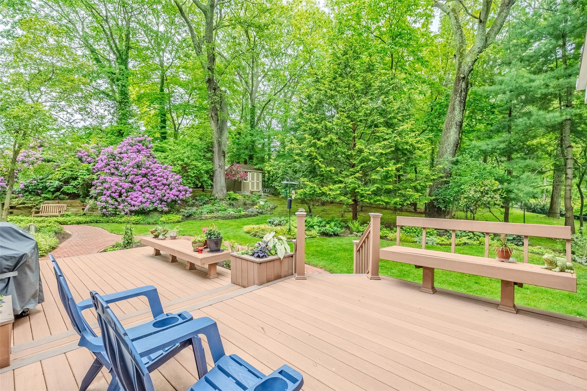 12 Nadworny Lane, Stony Brook, NY 11790