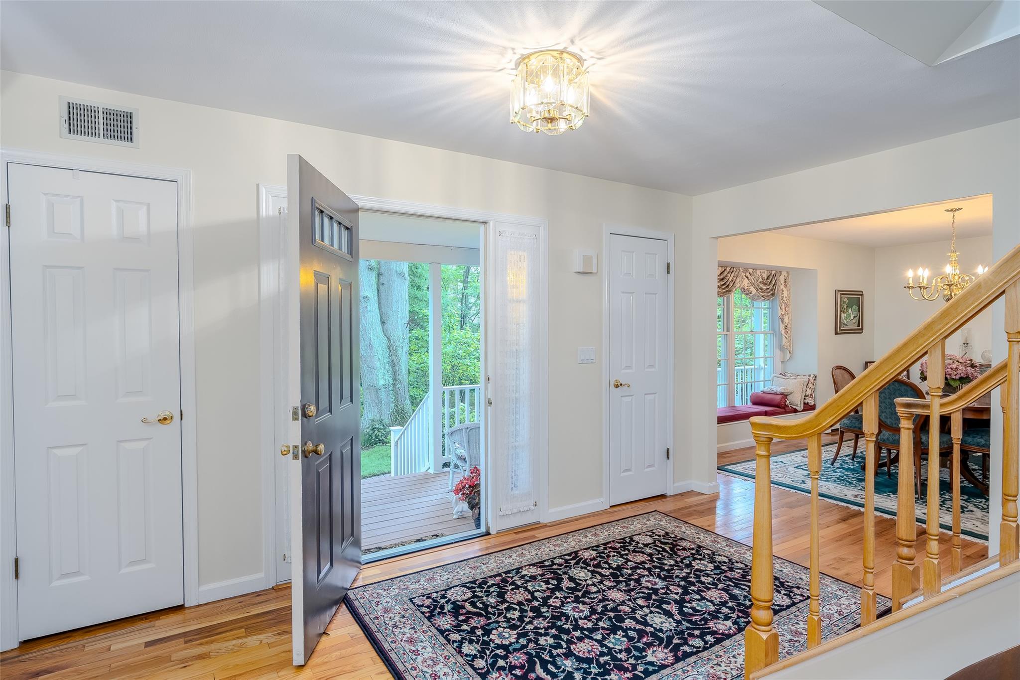 12 Nadworny Lane, Stony Brook, NY 11790