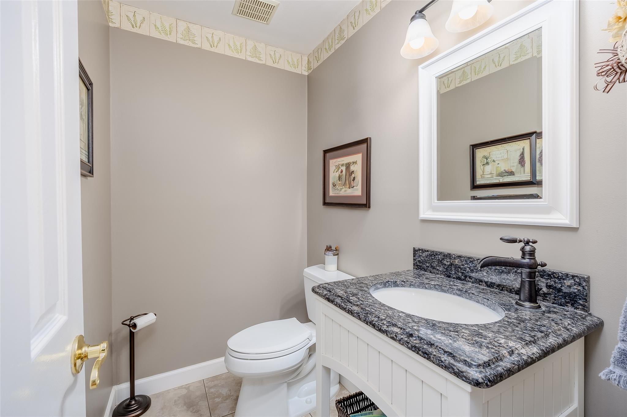 12 Nadworny Lane, Stony Brook, NY 11790