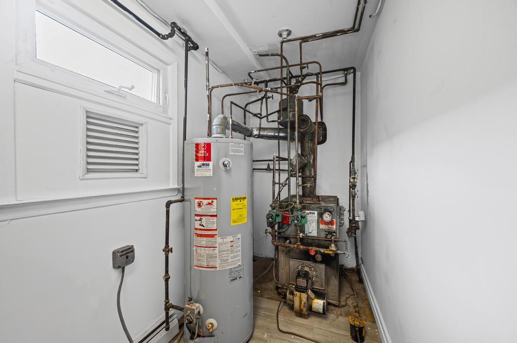 1 Saratoga Street, Lido Beach, NY 11561