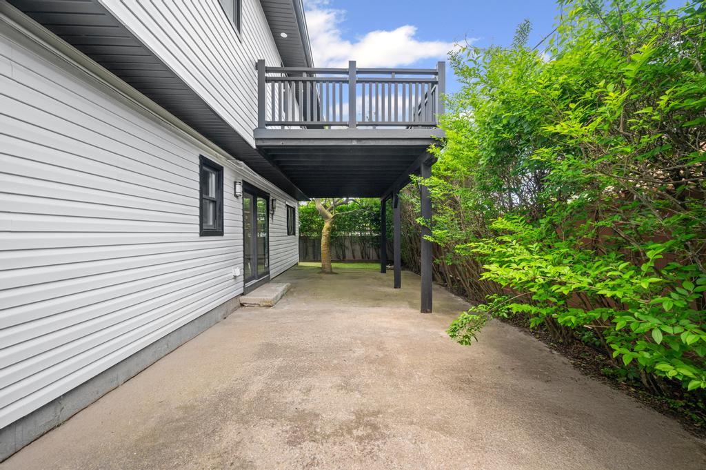 1 Saratoga Street, Lido Beach, NY 11561