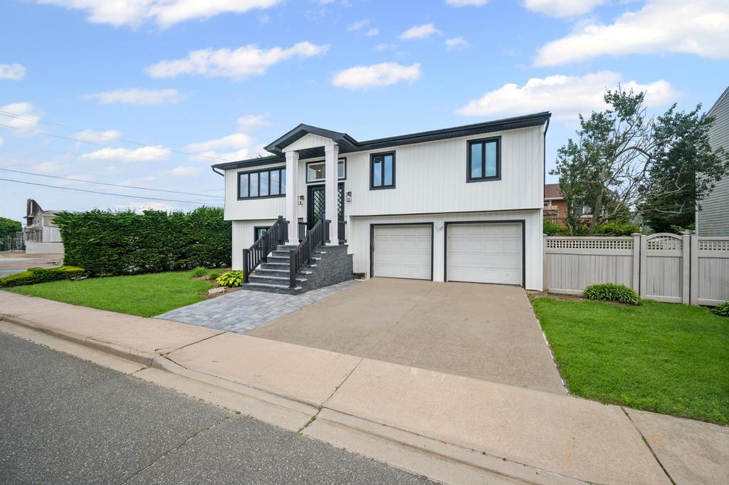 1 Saratoga Street, Lido Beach, NY 11561