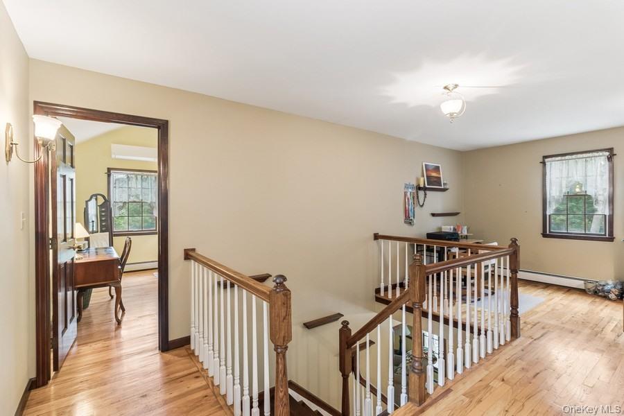 6295 N Country Road, Wading River, NY 11792