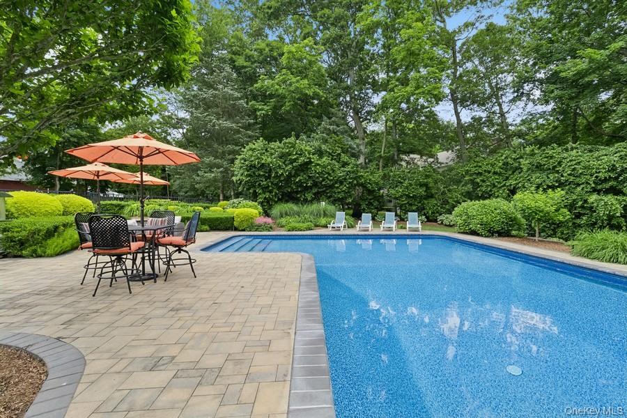 6295 N Country Road, Wading River, NY 11792