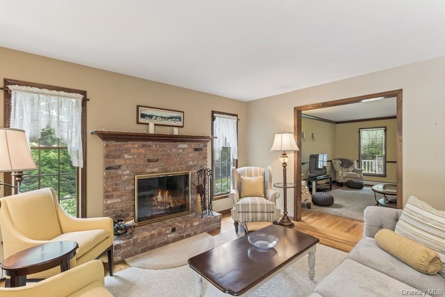 6295 N Country Road, Wading River, NY 11792