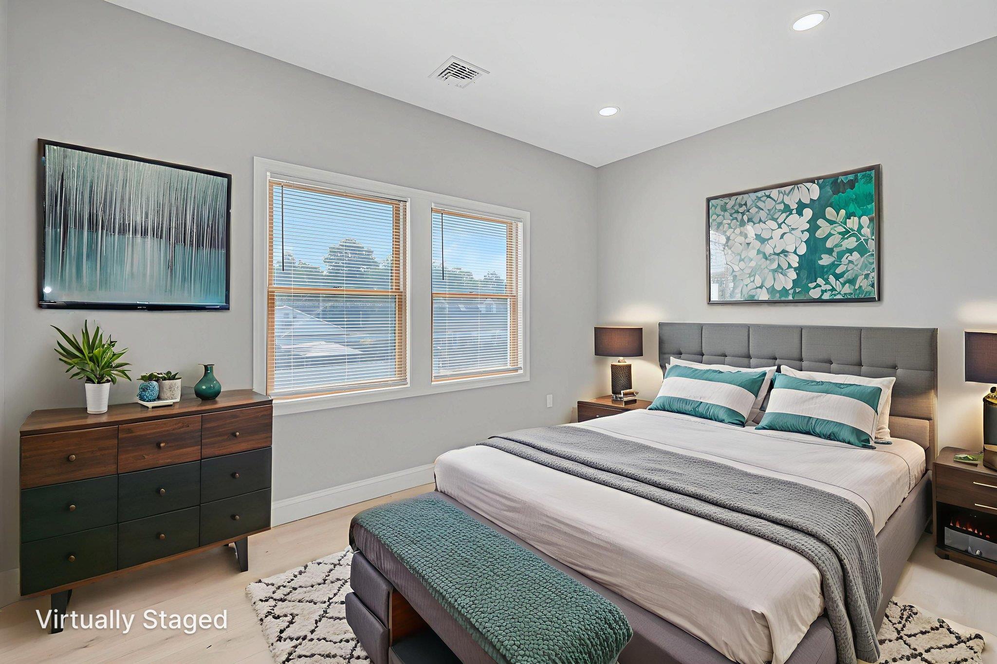 49 Ronni Drive, East Meadow, NY 11554