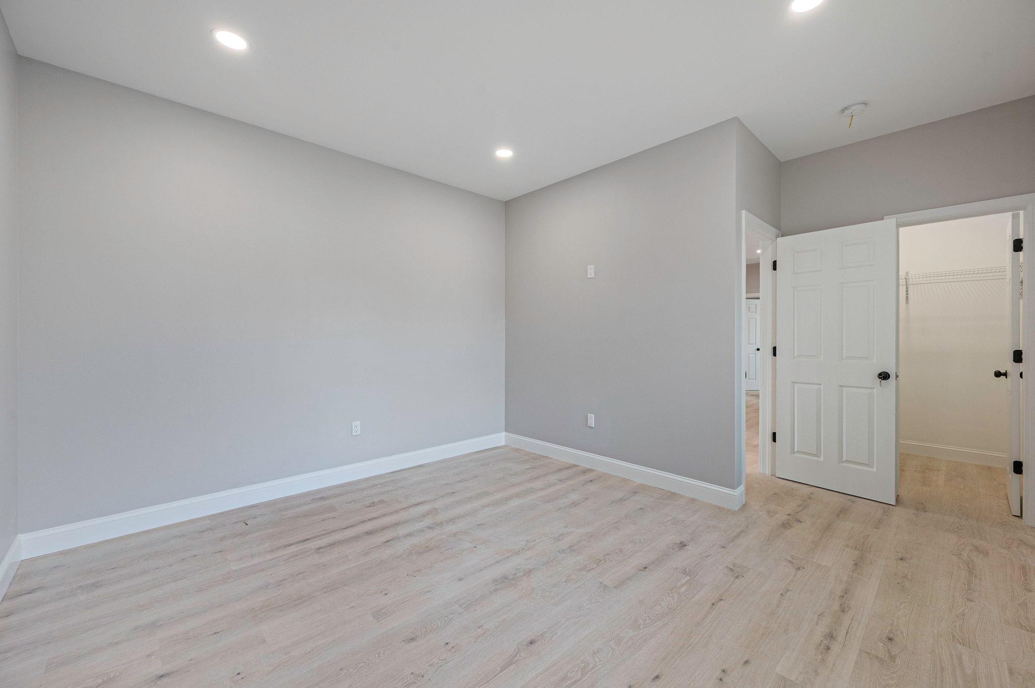 49 Ronni Drive, East Meadow, NY 11554