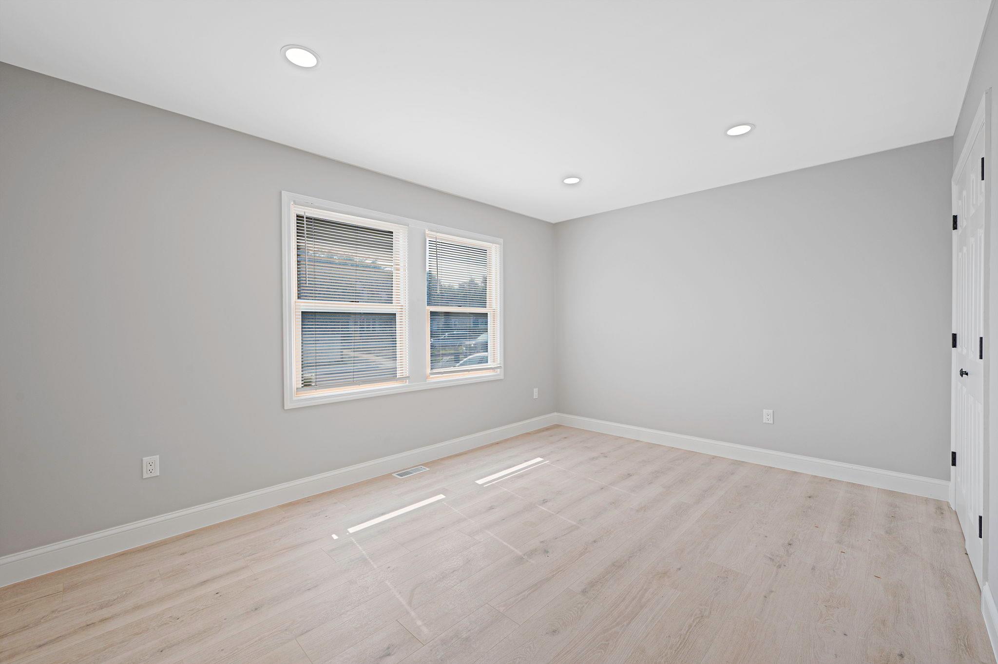 49 Ronni Drive, East Meadow, NY 11554