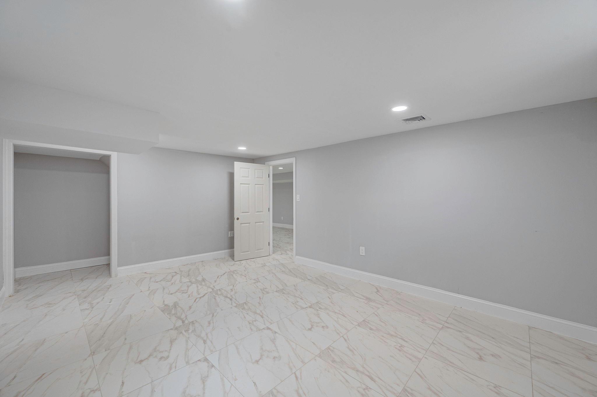 49 Ronni Drive, East Meadow, NY 11554