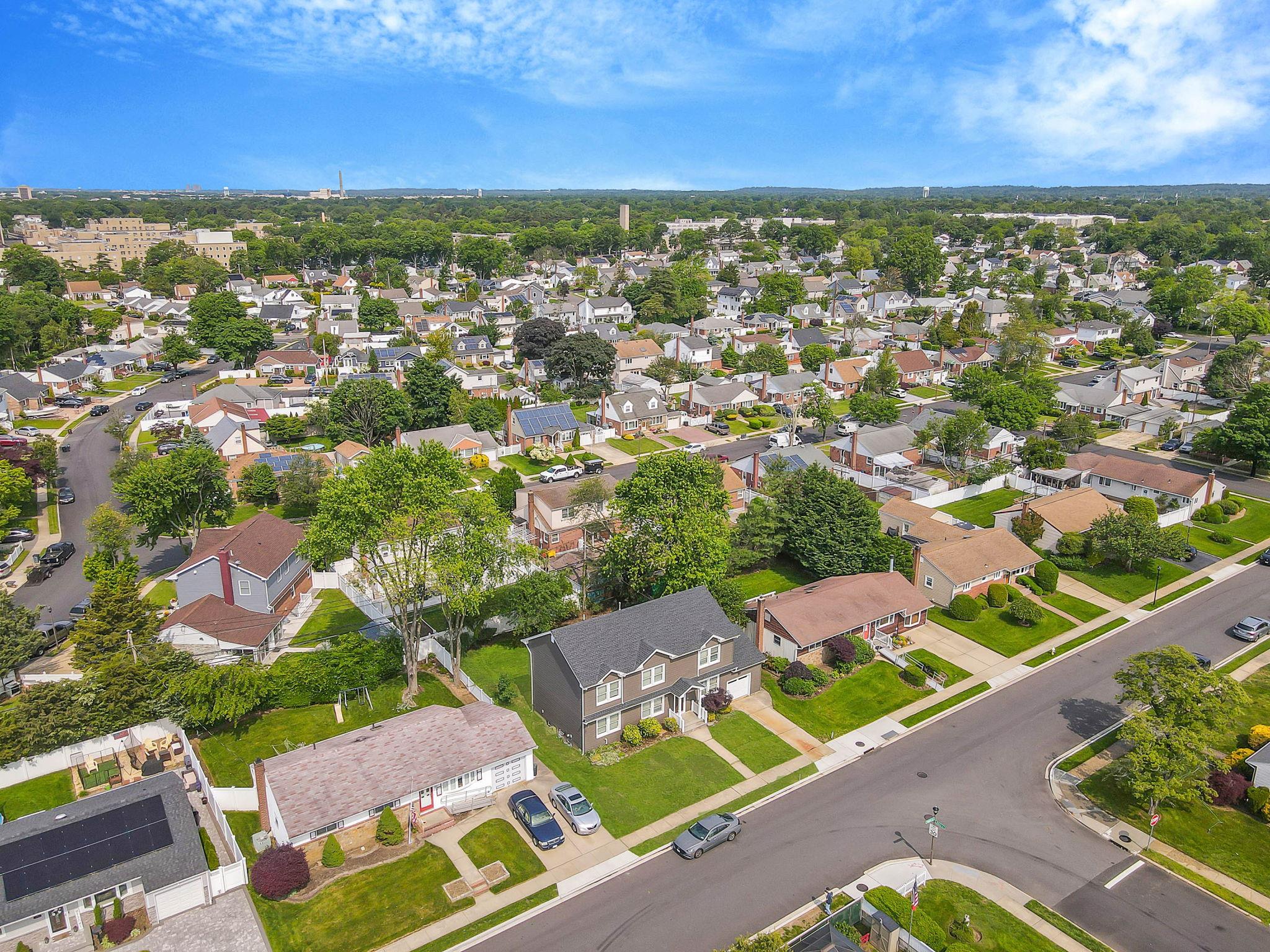 49 Ronni Drive, East Meadow, NY 11554