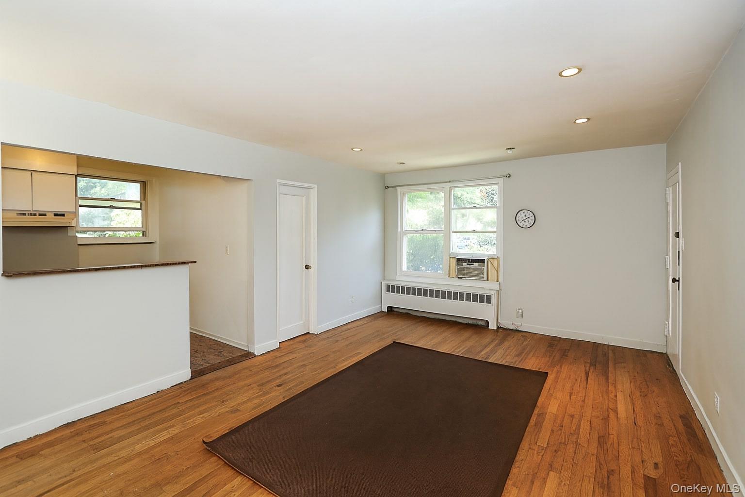 10 Glen Keith Road # U, Glen Cove, NY 11542