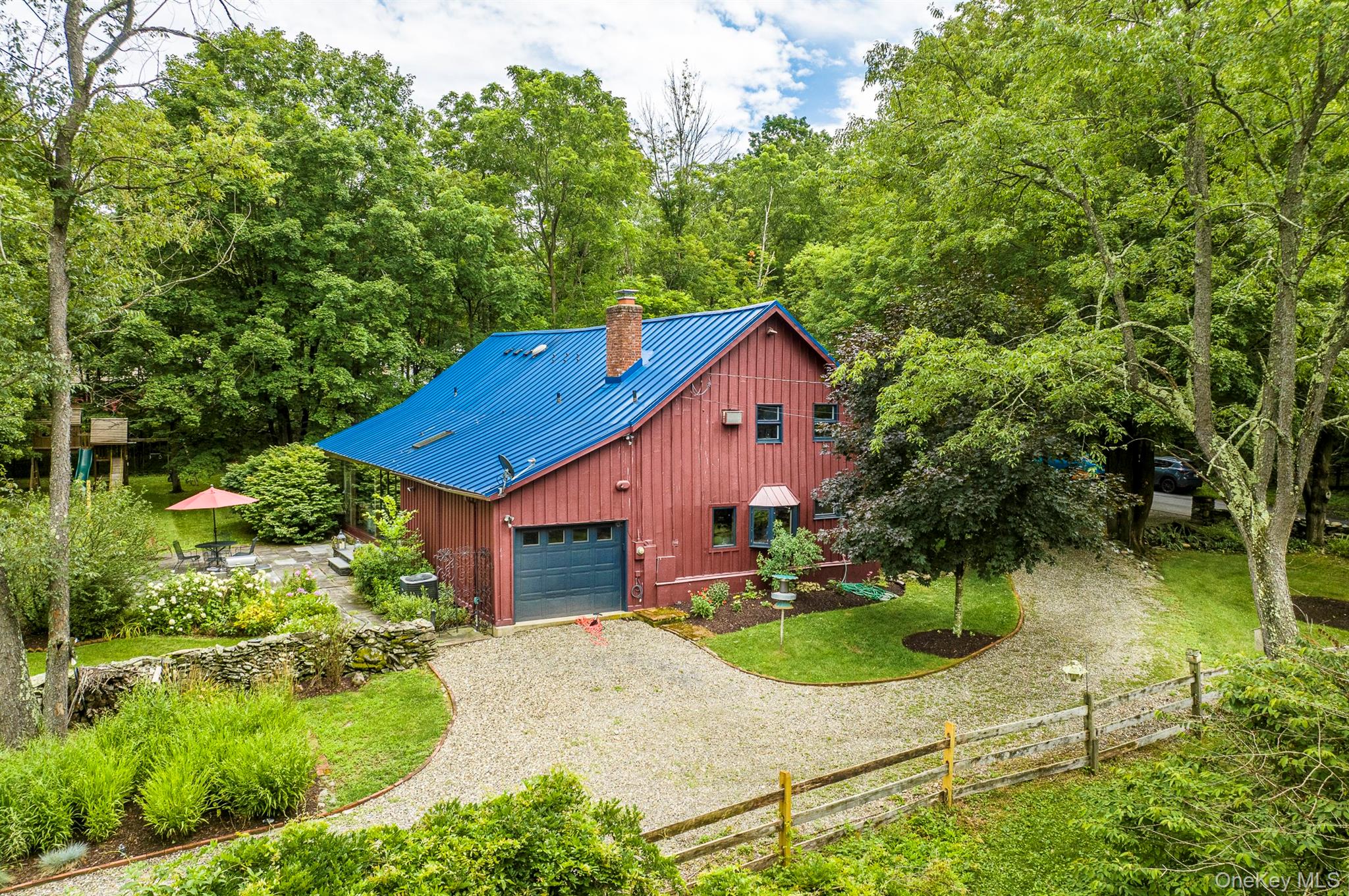 101 Drake Road, Pleasant Valley, NY 12569