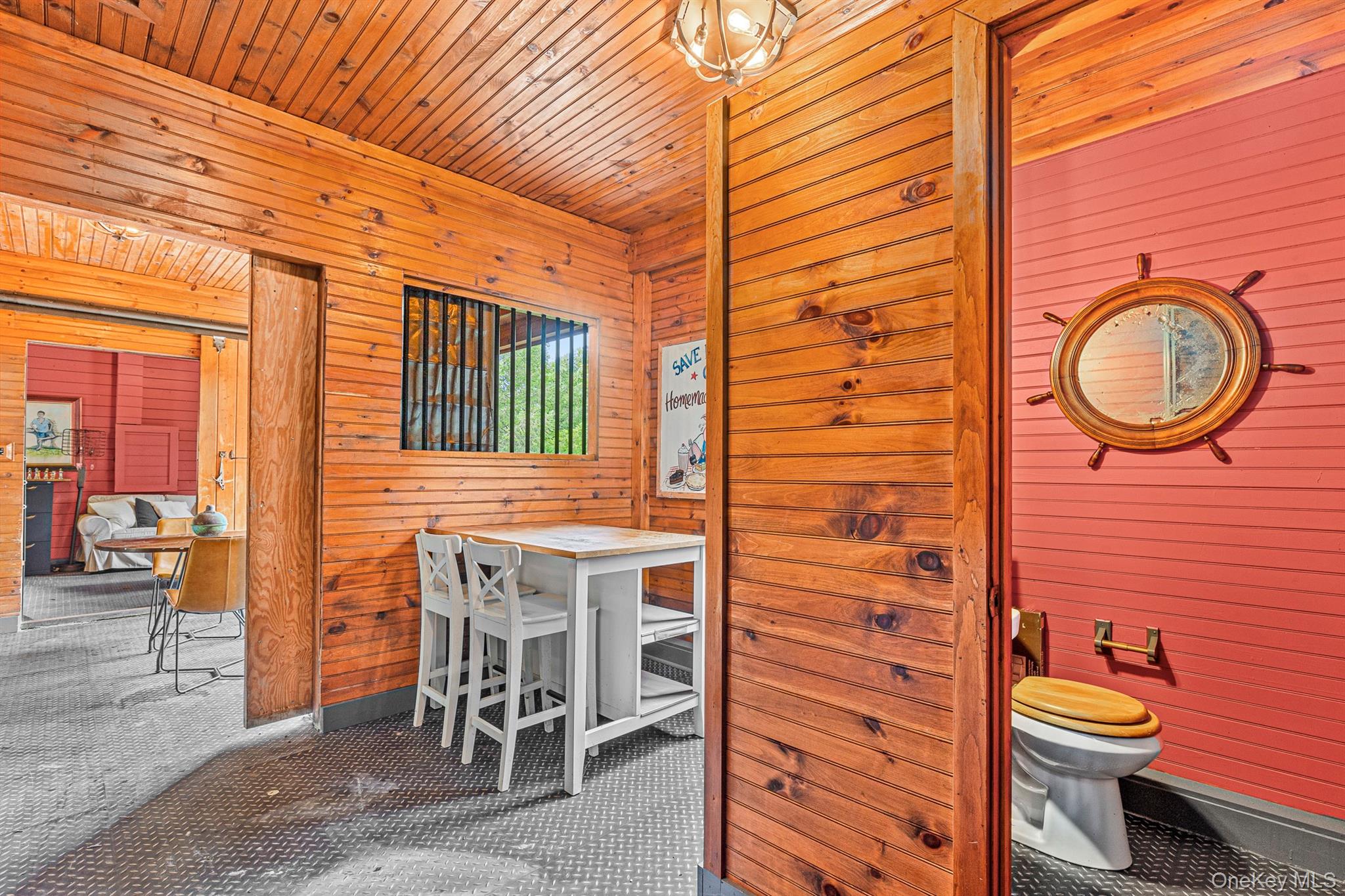 101 Drake Road, Pleasant Valley, NY 12569