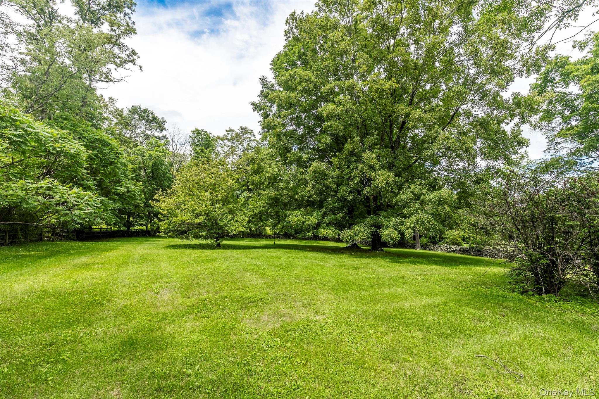 101 Drake Road, Pleasant Valley, NY 12569