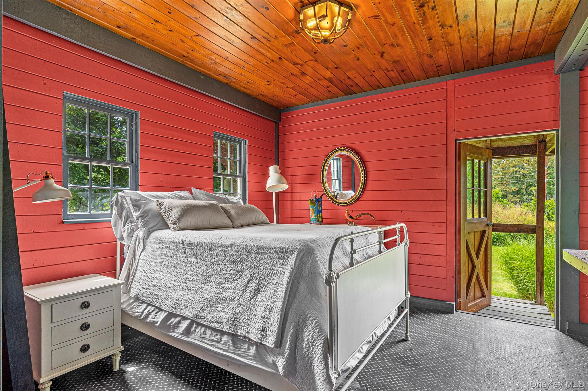 101 Drake Road, Pleasant Valley, NY 12569