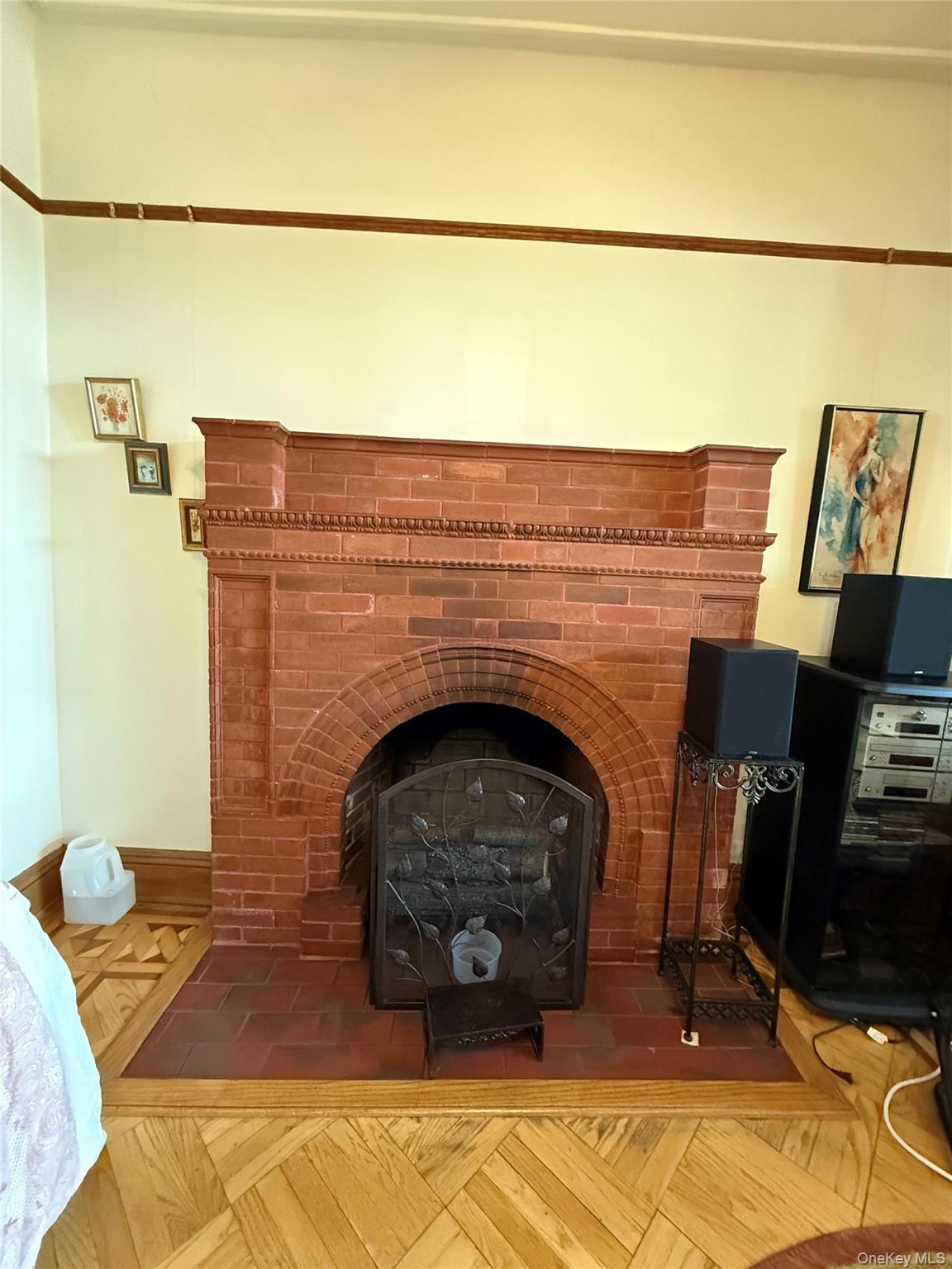 20 Ridge Road, Douglaston, NY 11363