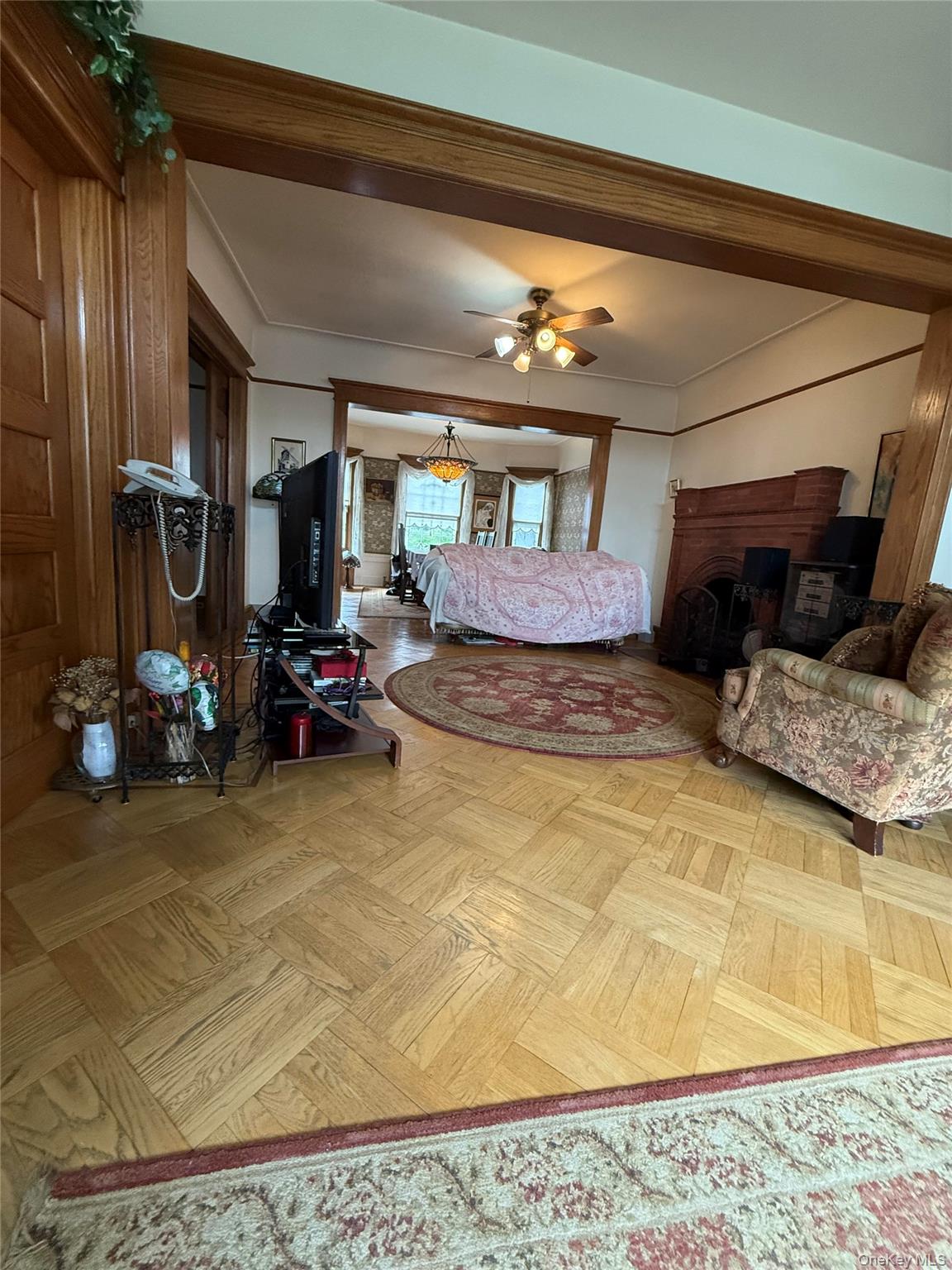 20 Ridge Road, Douglaston, NY 11363