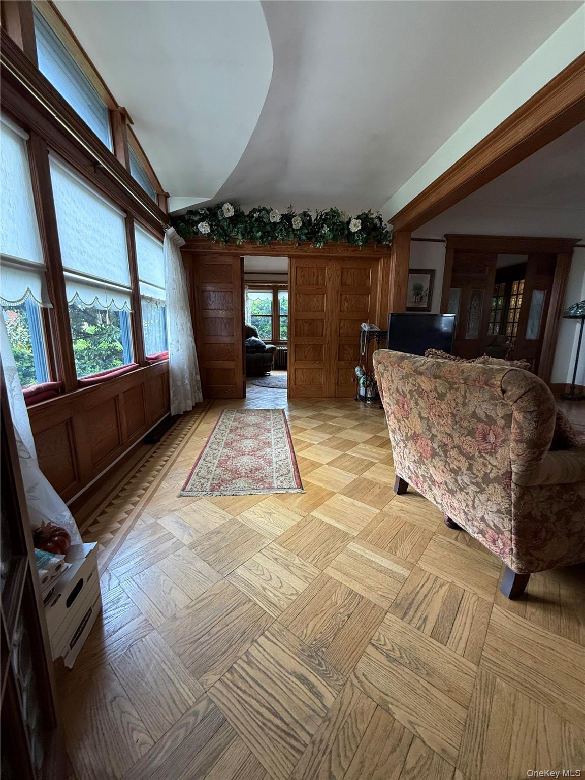 20 Ridge Road, Douglaston, NY 11363