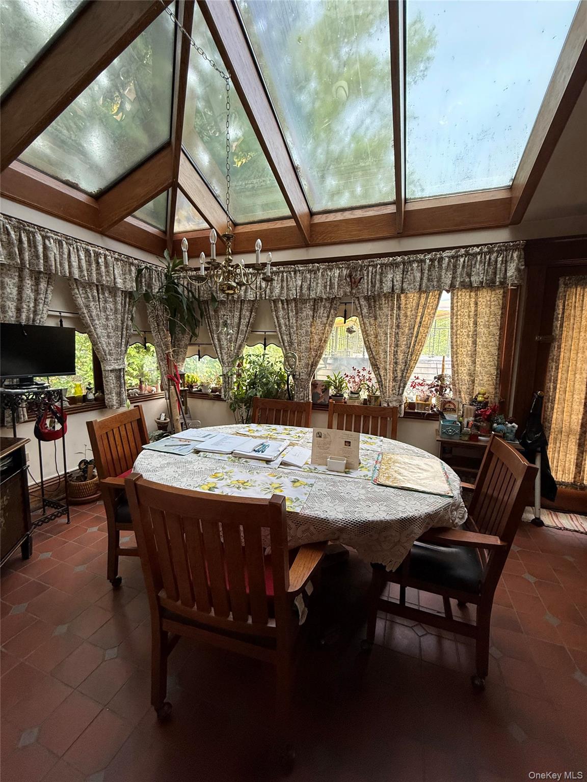 20 Ridge Road, Douglaston, NY 11363