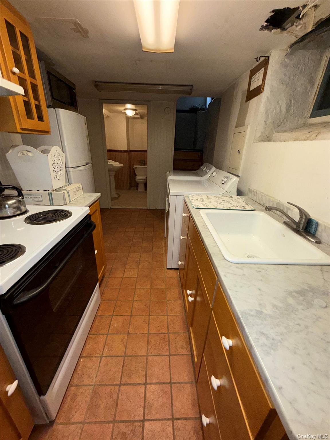 20 Ridge Road, Douglaston, NY 11363