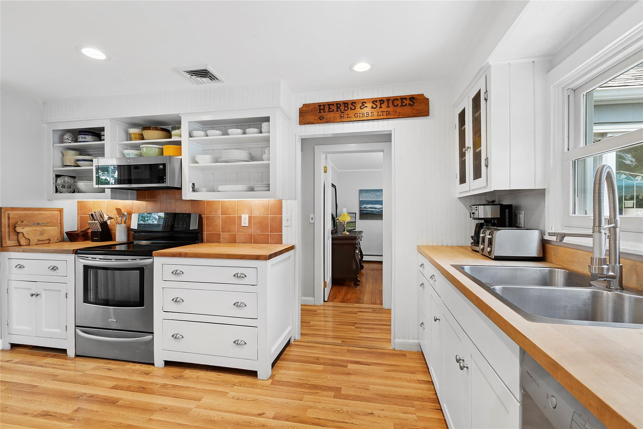 40 Maidstone Avenue, East Hampton, NY 11937