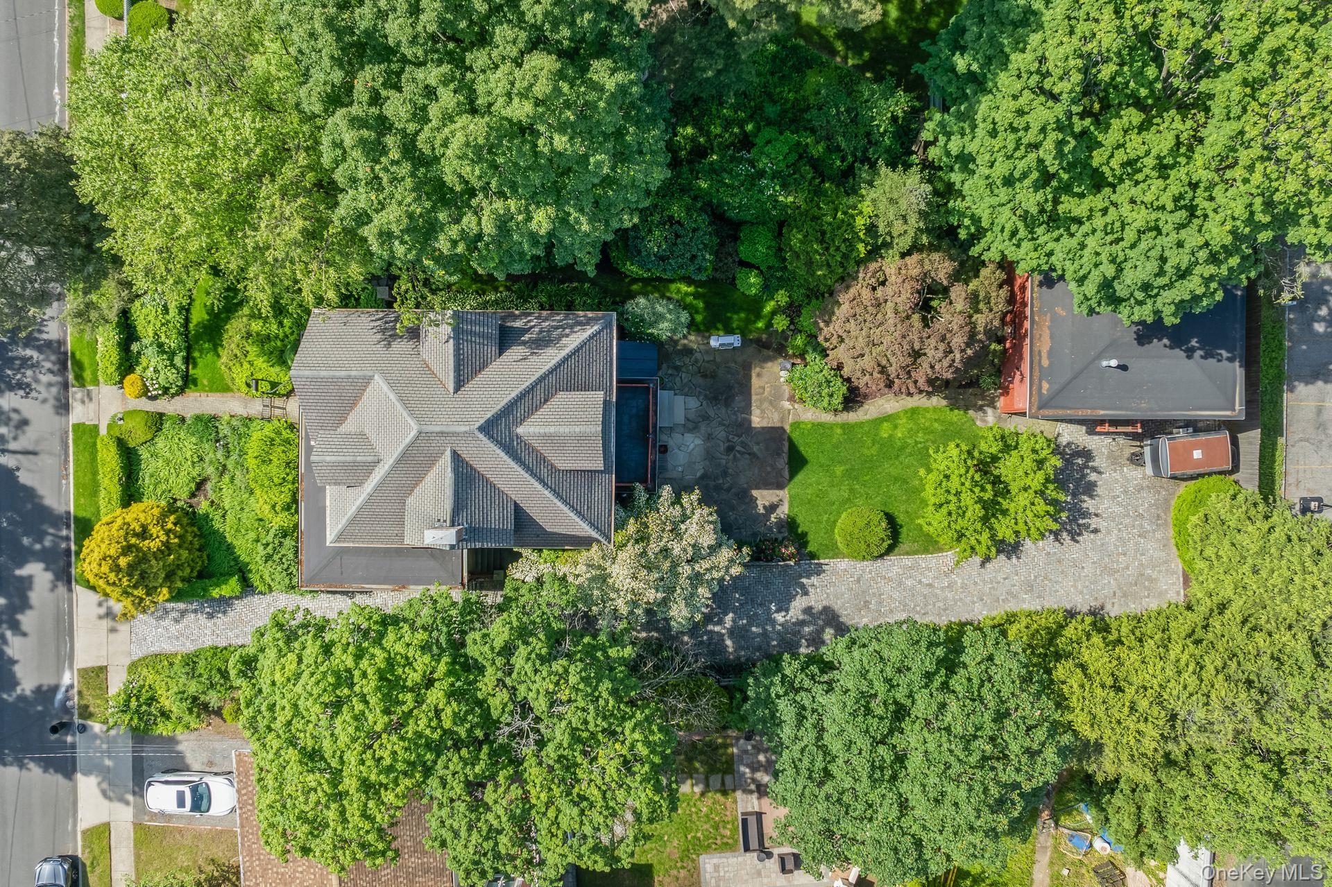 175 Ivy Street, Oyster Bay, NY 11771