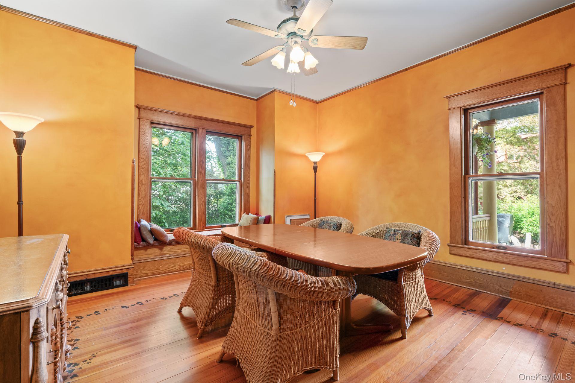 175 Ivy Street, Oyster Bay, NY 11771