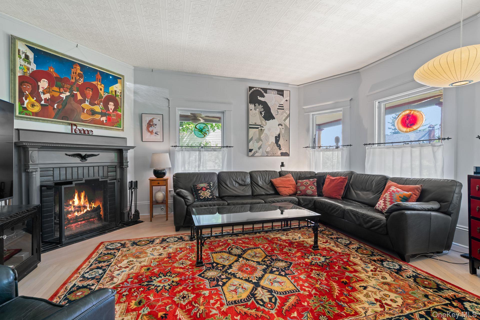 175 Ivy Street, Oyster Bay, NY 11771