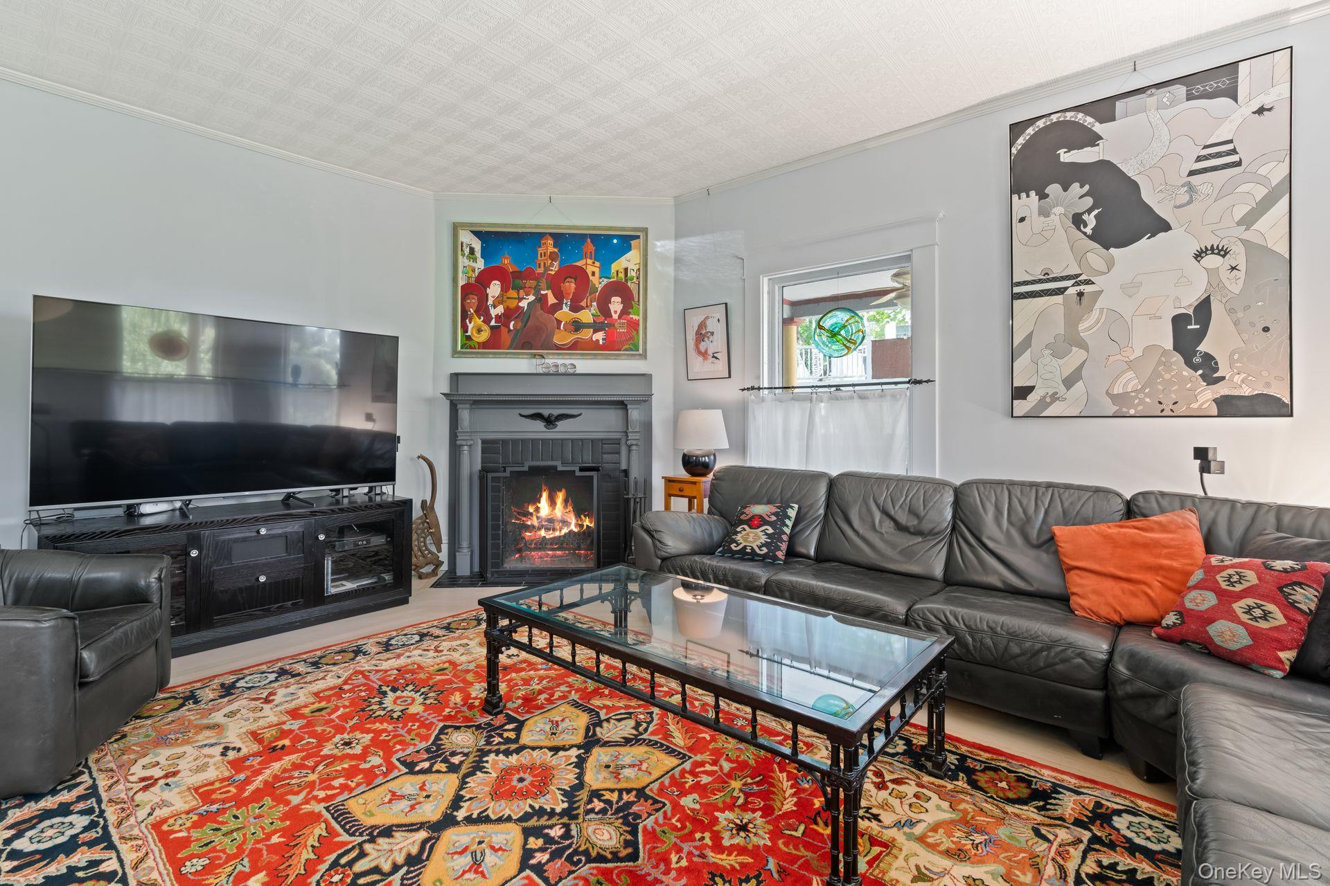 175 Ivy Street, Oyster Bay, NY 11771