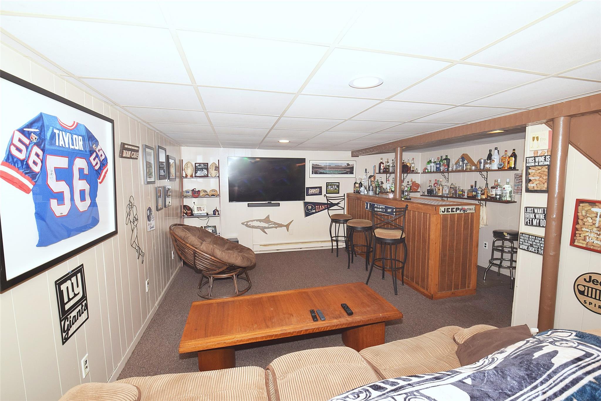 940 N Erie Avenue, Lindenhurst, NY 11757