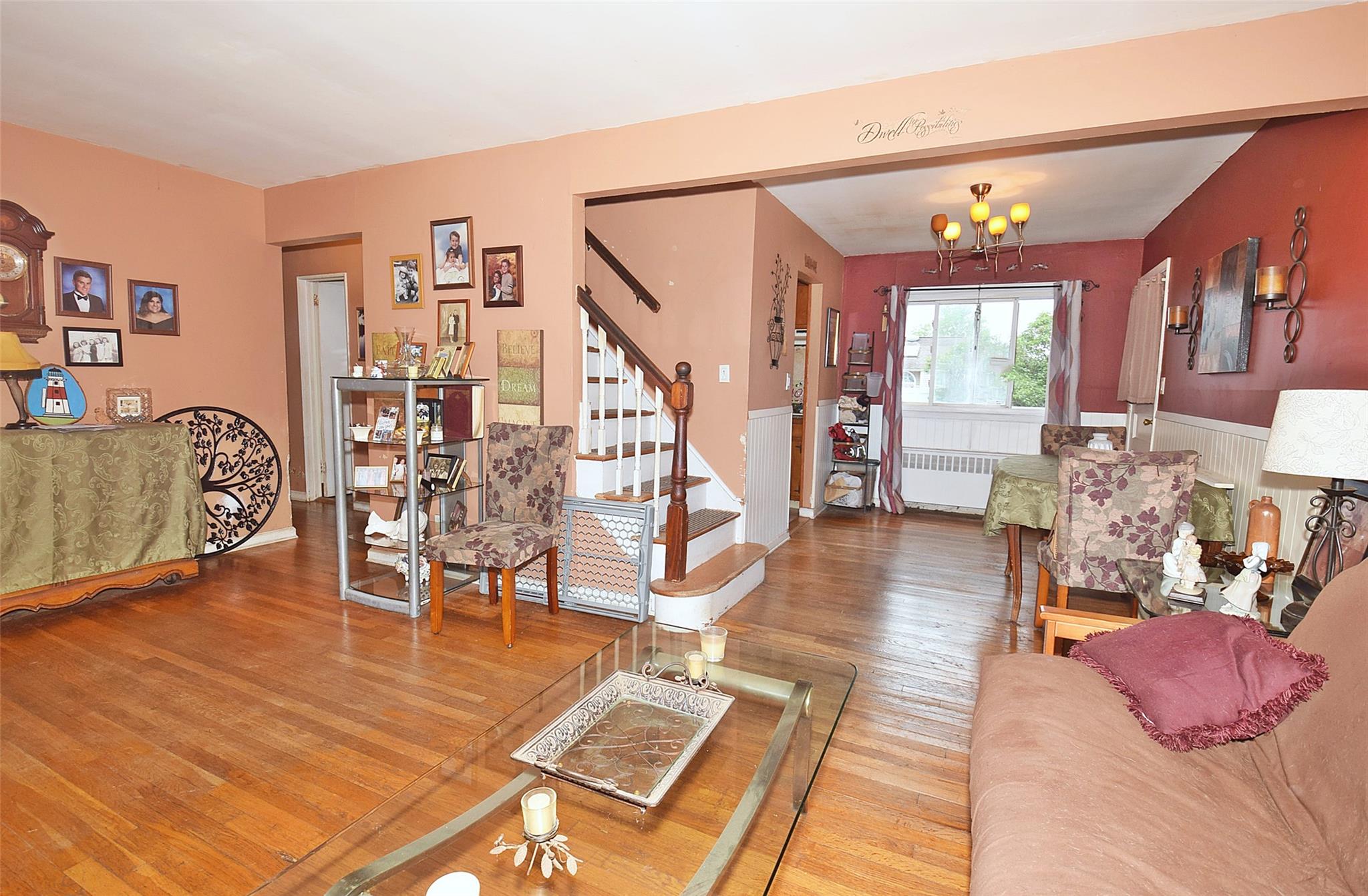 940 N Erie Avenue, Lindenhurst, NY 11757