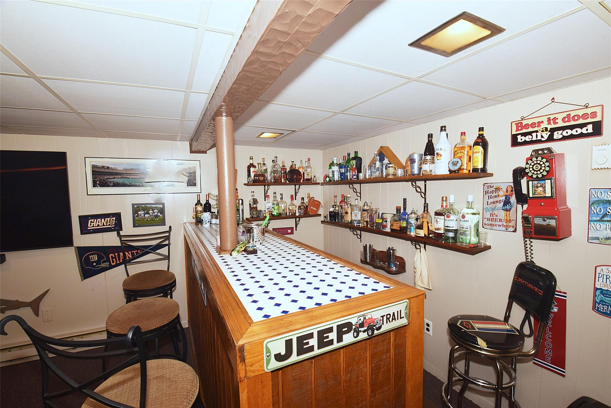 940 N Erie Avenue, Lindenhurst, NY 11757