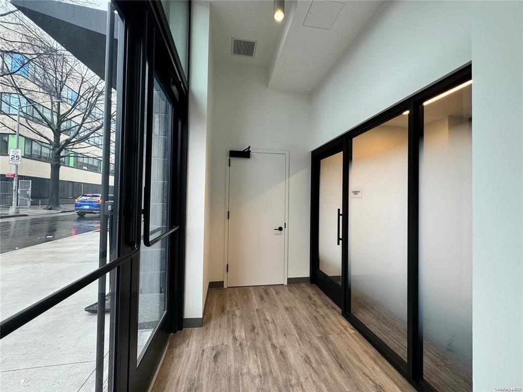 153-10 88th Ave, Jamaica, NY 11432