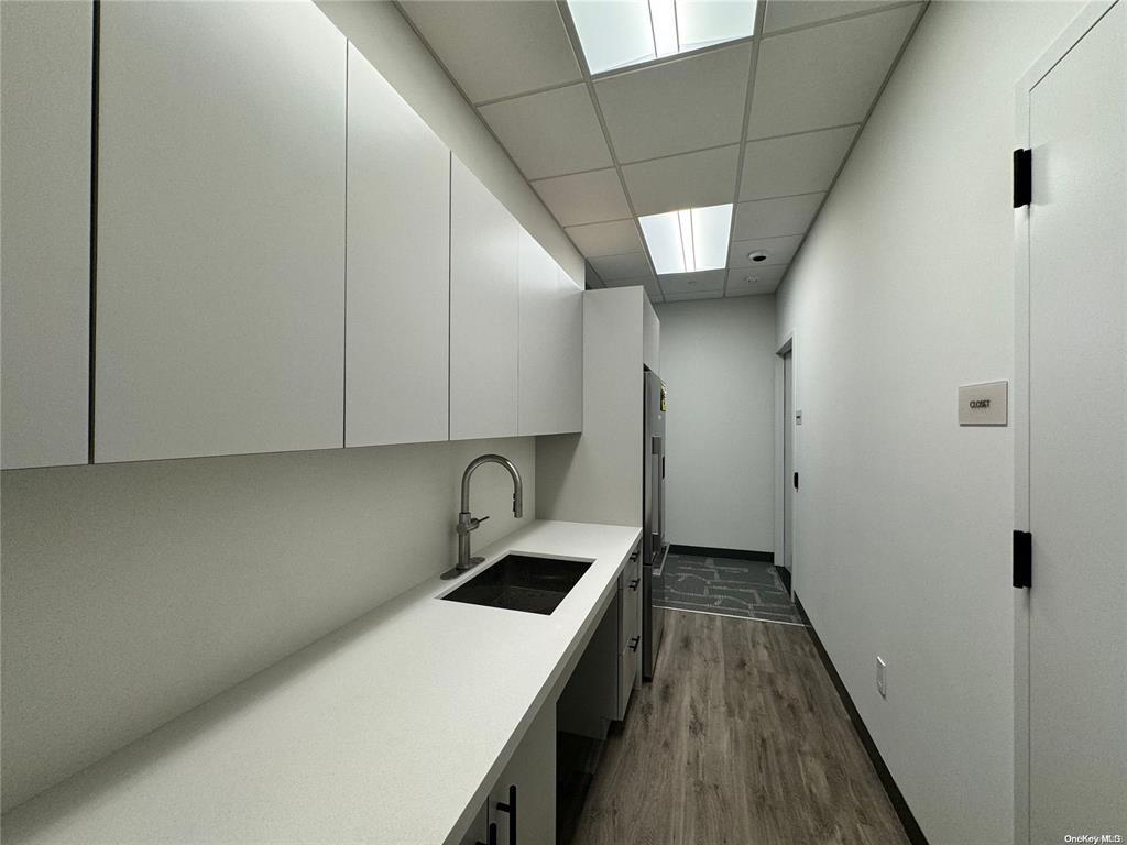 153-10 88th Ave, Jamaica, NY 11432