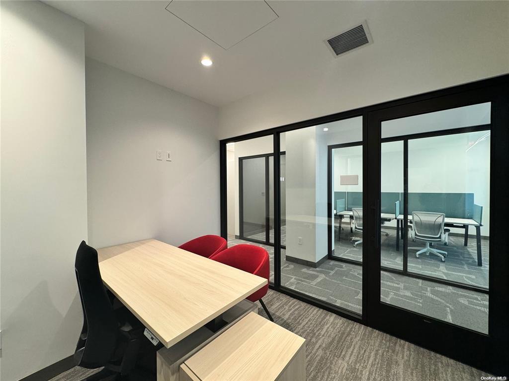 153-10 88th Ave, Jamaica, NY 11432