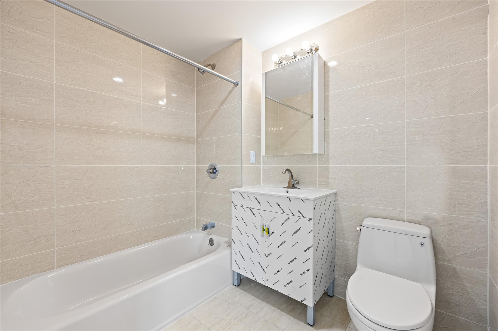 91-23 Corona Avenue # 5E, Elmhurst, NY 11373