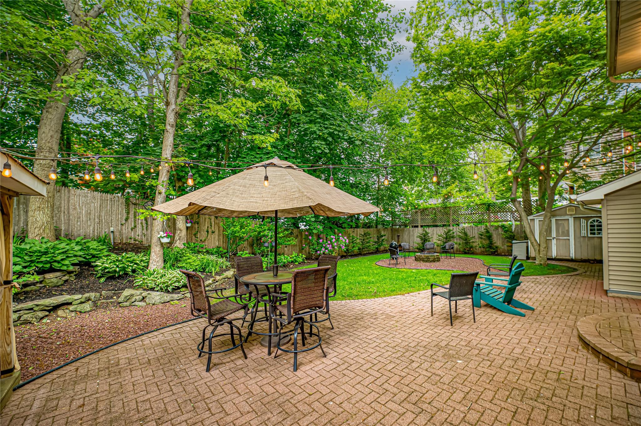 29 Harding Street, Smithtown, NY 11787