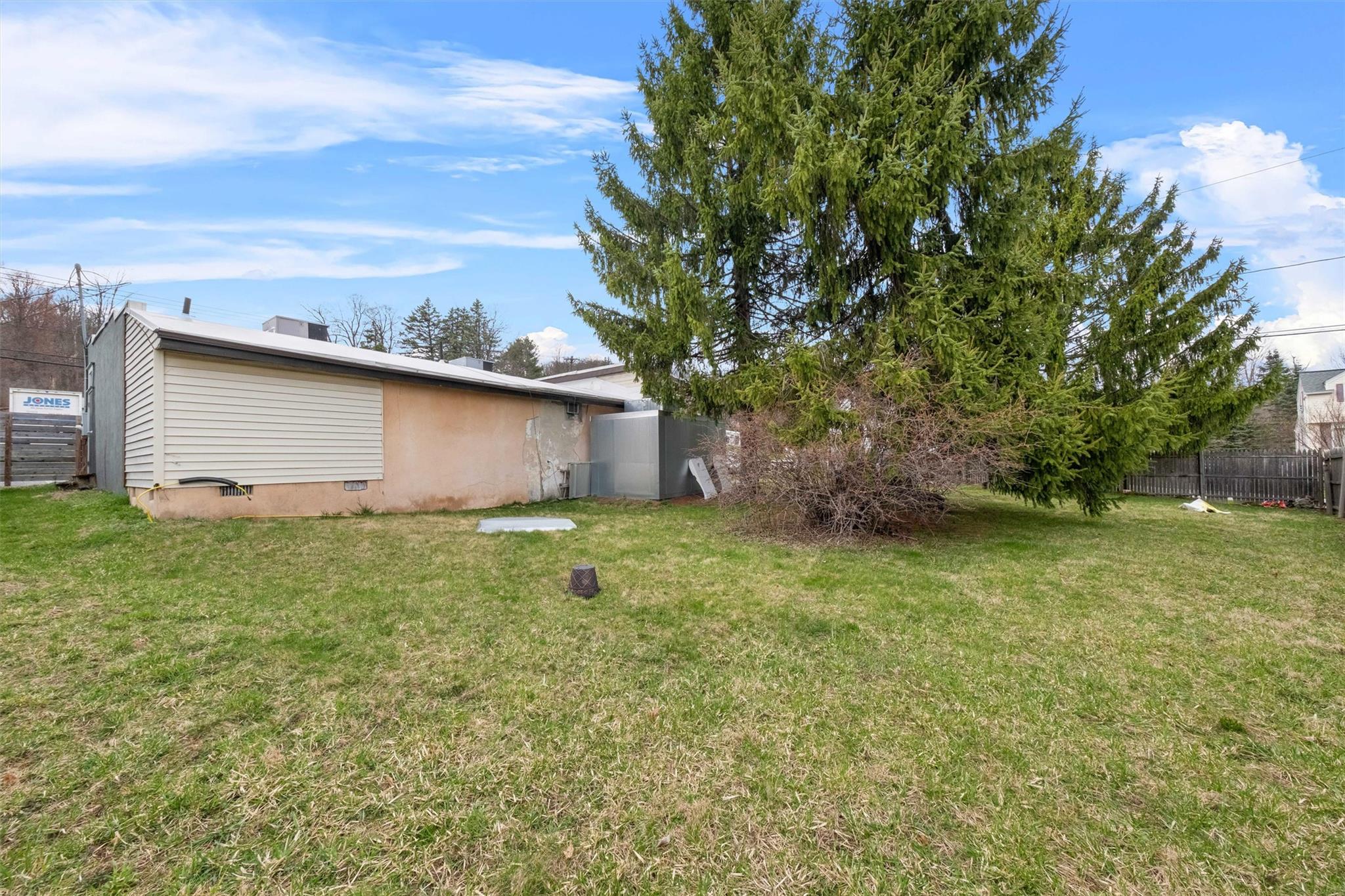 150 W Mombasha Road, Monroe, NY 10950