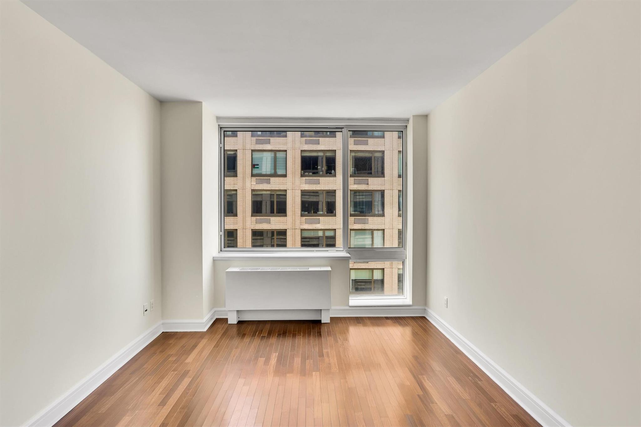 120 Riverside Boulevard # 10T, New York (Manhattan), NY 10069