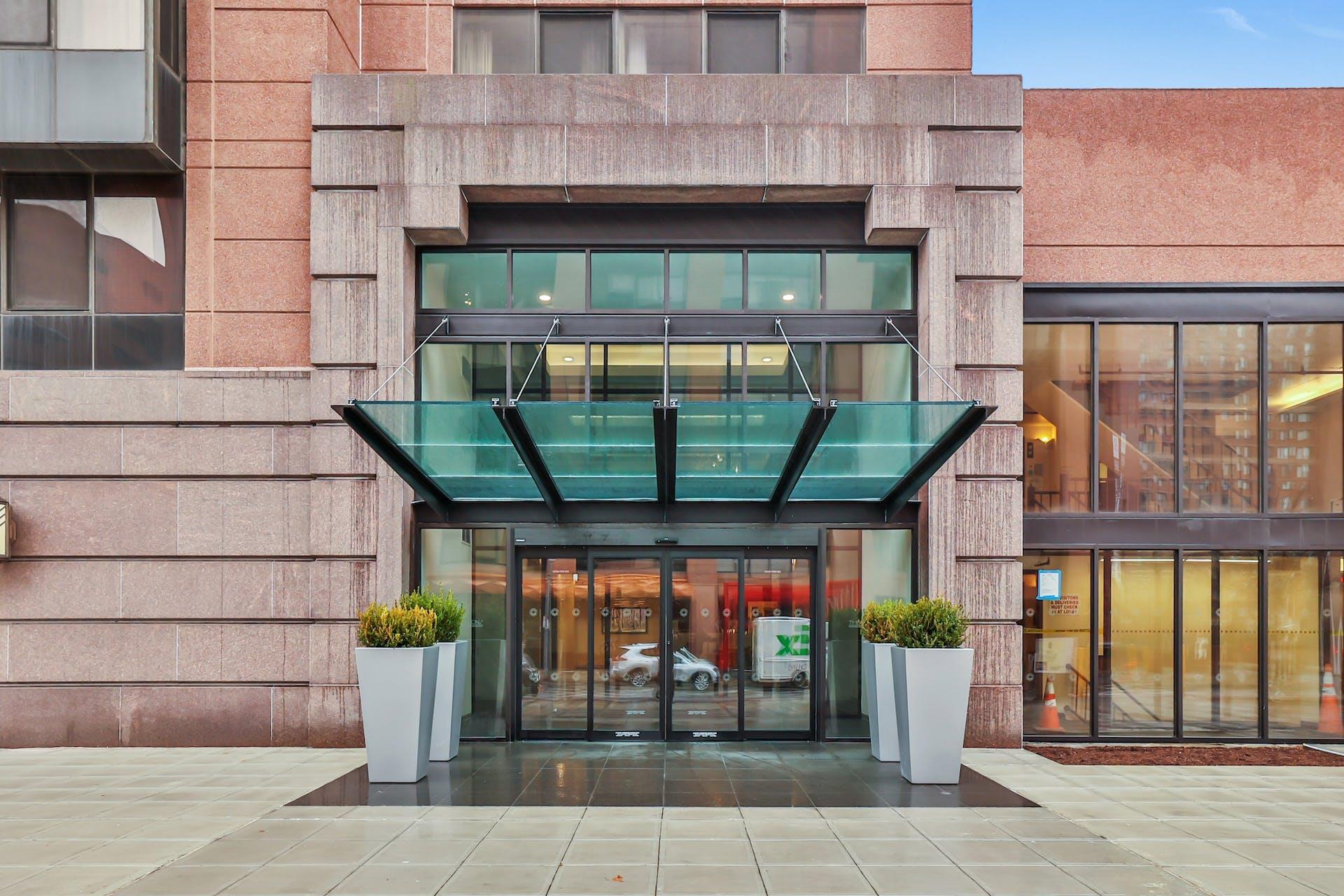 4 Martine Avenue # 803, White Plains, NY 10606