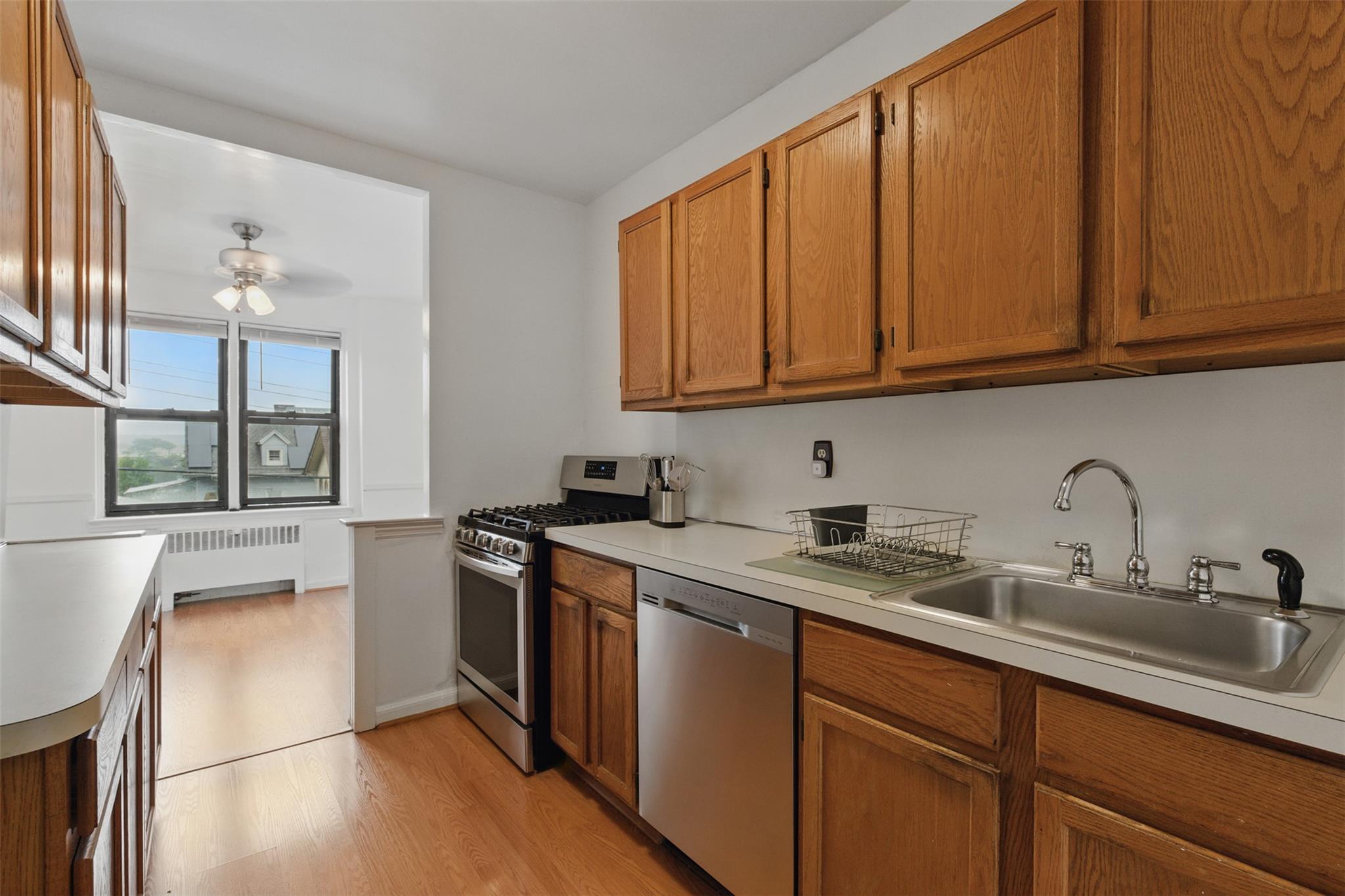 70 Sherman Avenue # 2G, Yonkers, NY 10705