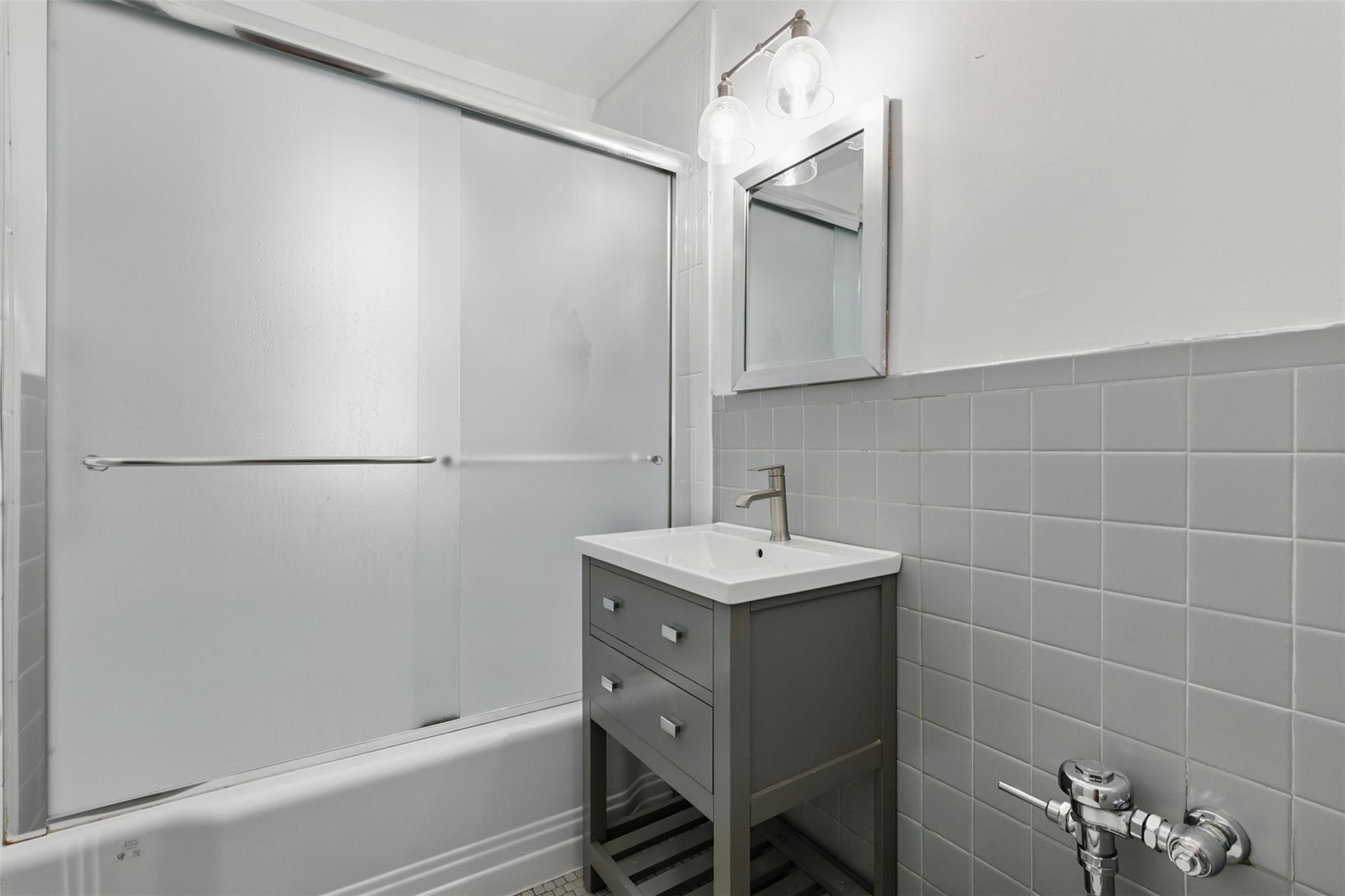 70 Sherman Avenue # 2G, Yonkers, NY 10705