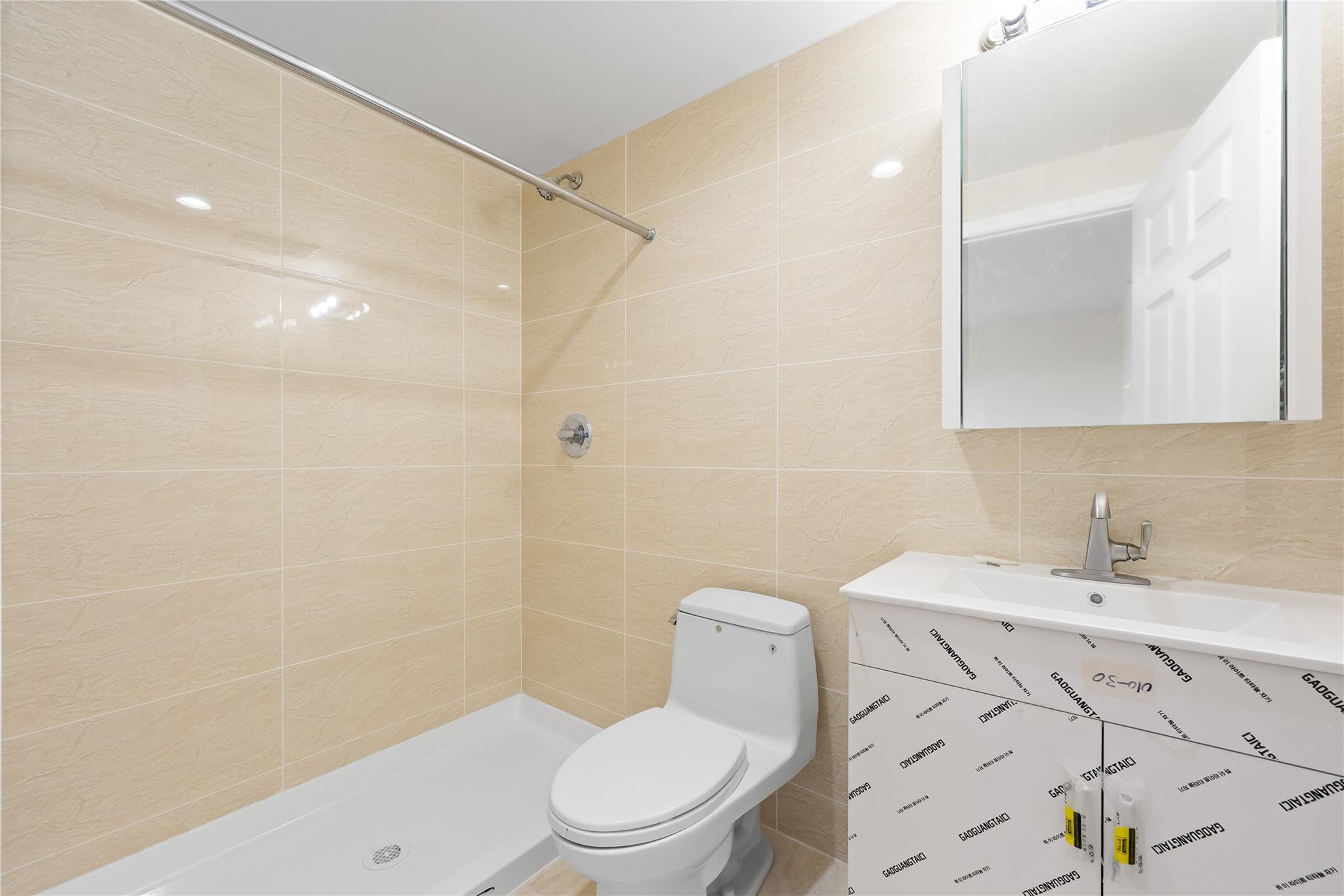 91-23 Corona Avenue # 4A, Elmhurst, NY 11373