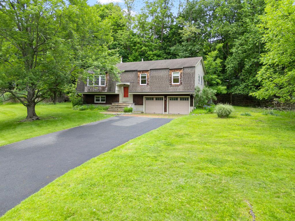 10 Karow Court, Monsey, NY 10952